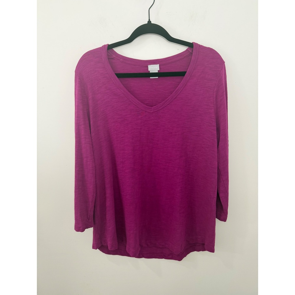 Chico's Magenta Purple V-Neck Slub Knit Top 3/4 Button Sleeve Size 2 Large